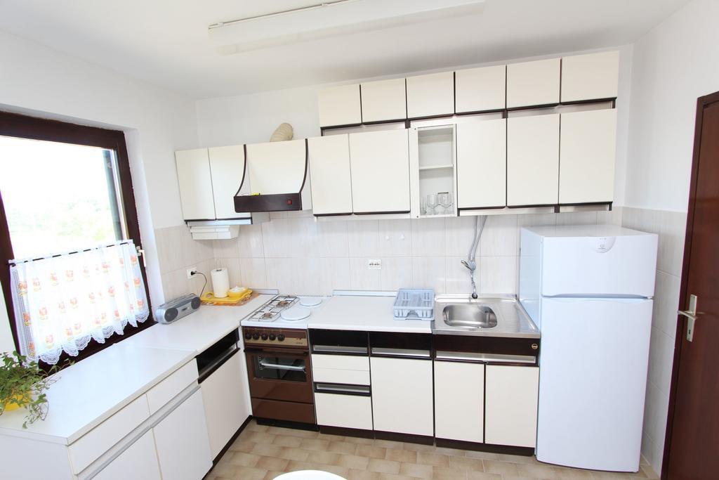 Apartment Mitton 2 로비니 외부 사진